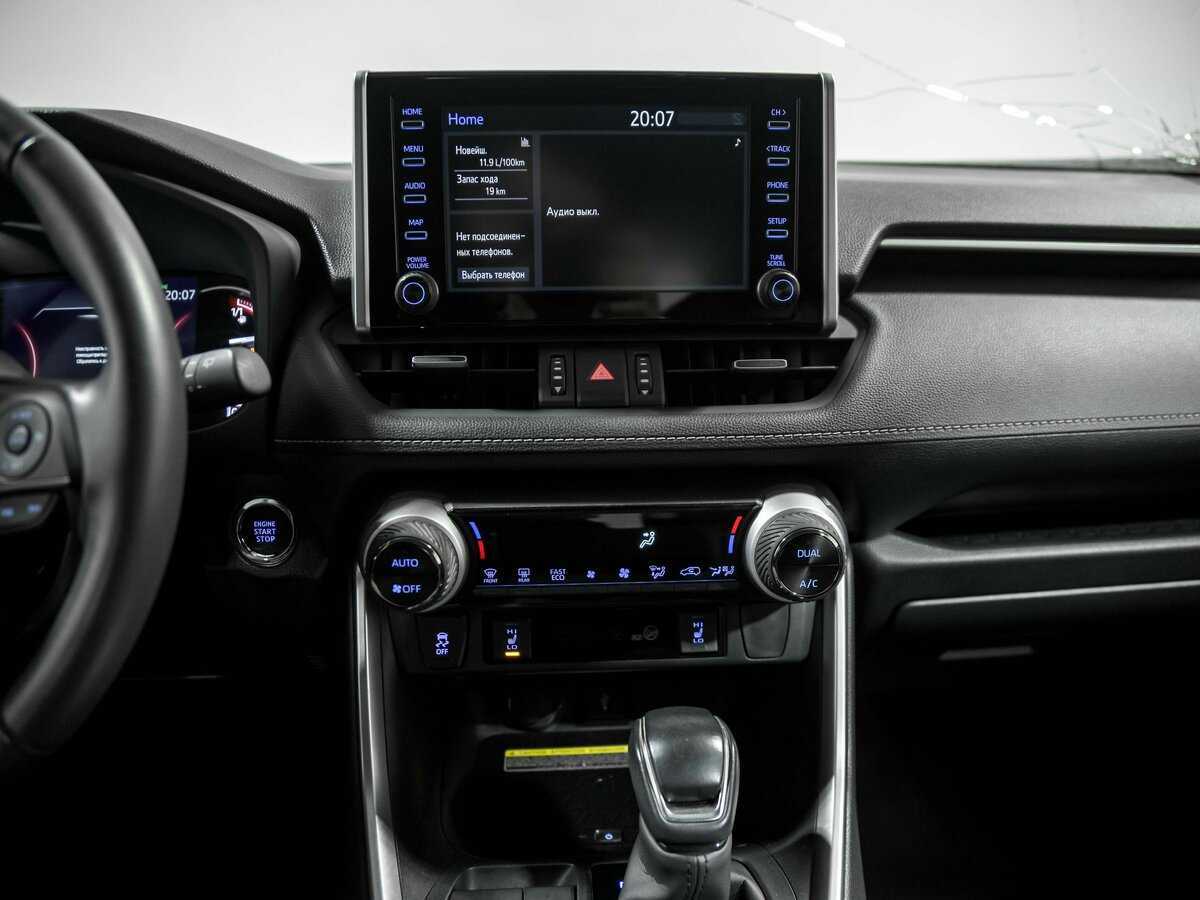 Toyota RAV4 с пробегом — 2021 год. Фото: #10