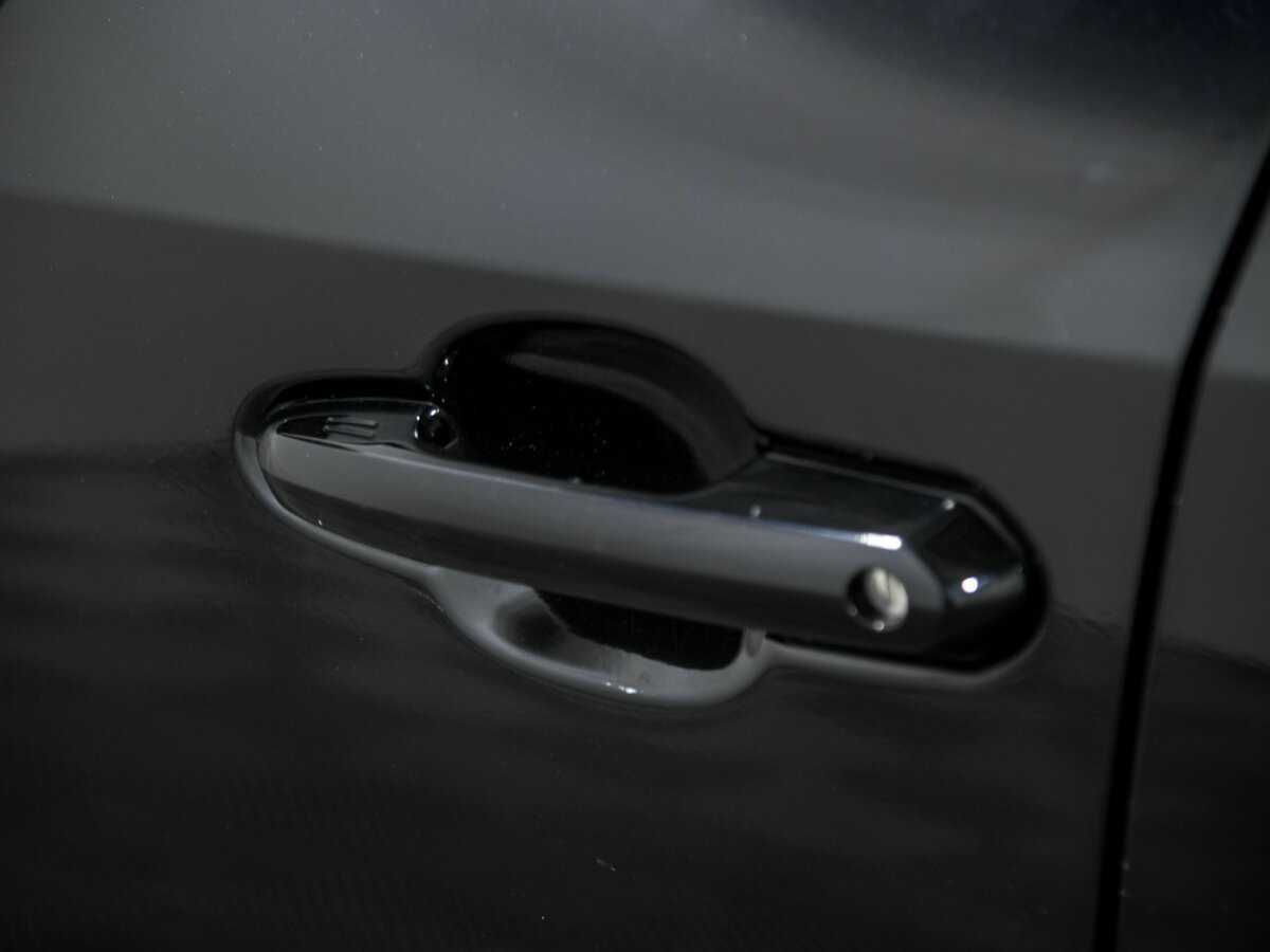 Toyota RAV4 с пробегом — 2021 год. Фото: #21