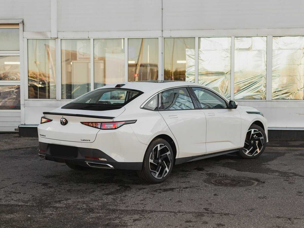 Changan Lamore с пробегом — 2023 год. Фото: #2