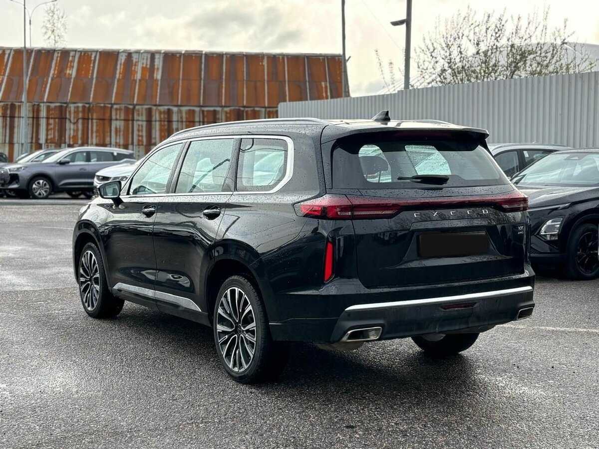 EXEED VX с пробегом — 2023 год. Фото: #3