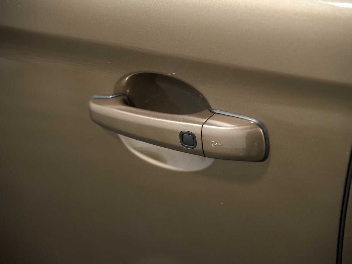 Volvo XC60 с пробегом — 2010 год. Фото: #17