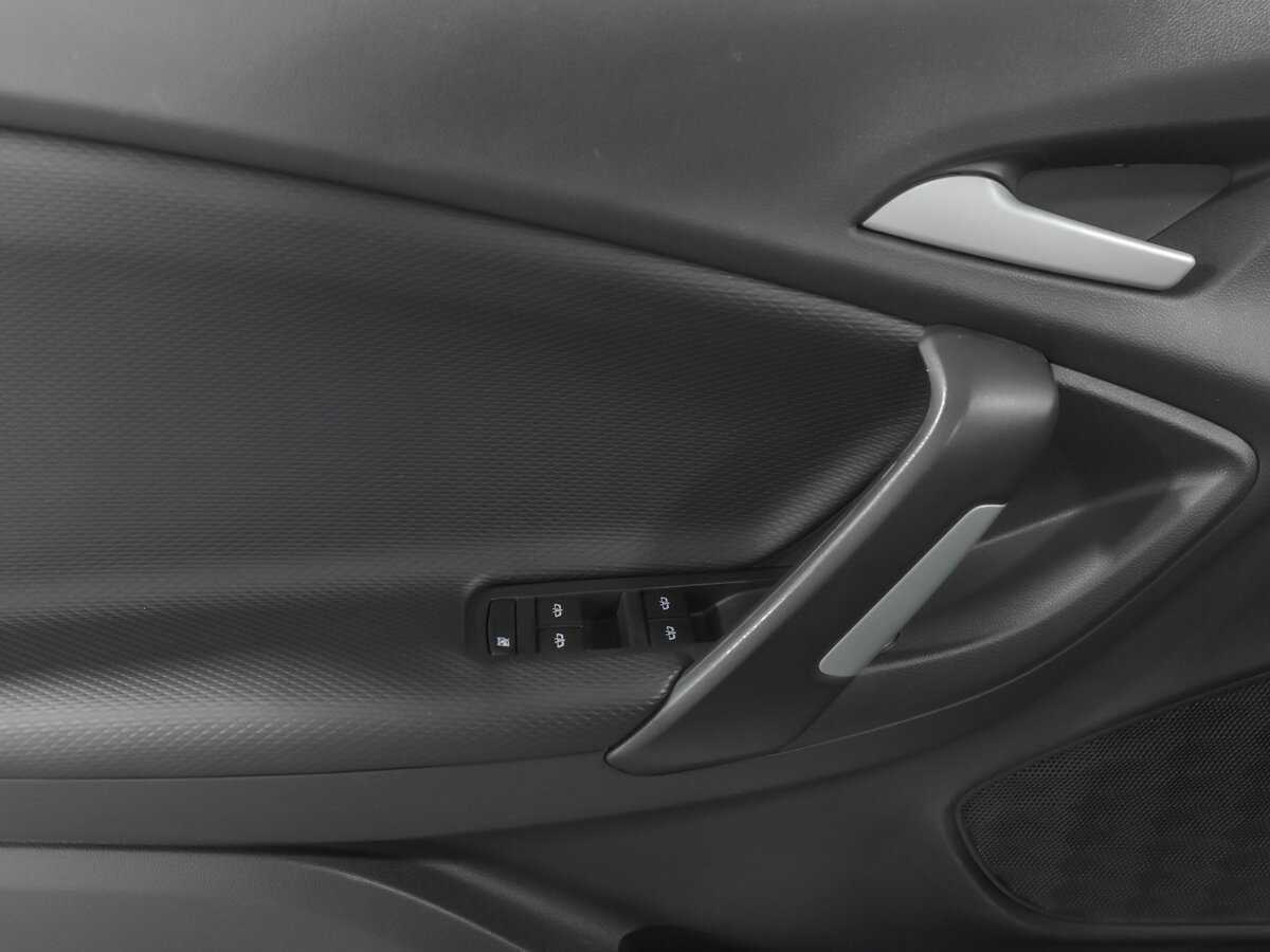 Chevrolet Tracker с пробегом — 2020 год. Фото: #12