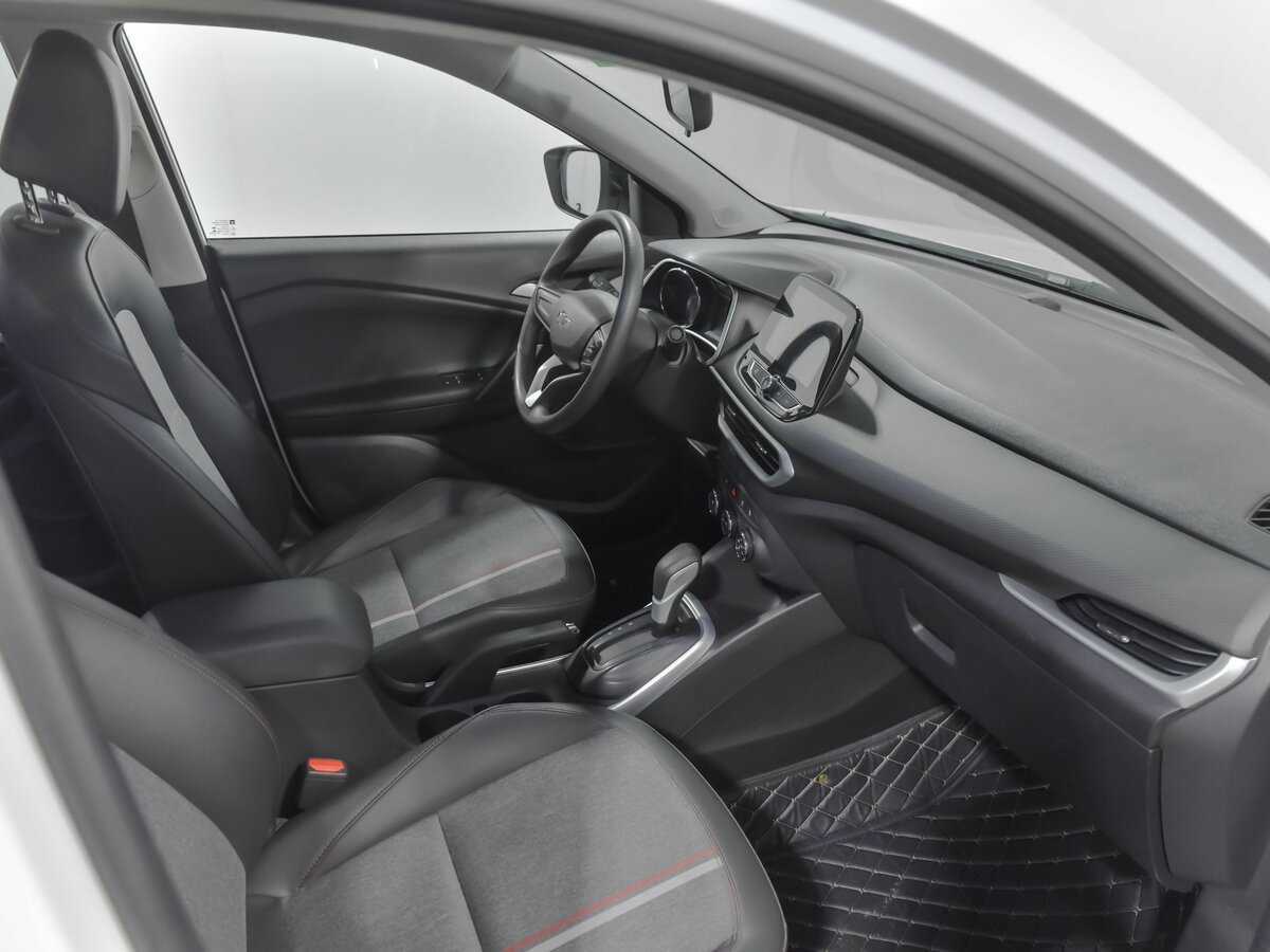 Chevrolet Tracker с пробегом — 2020 год. Фото: #15