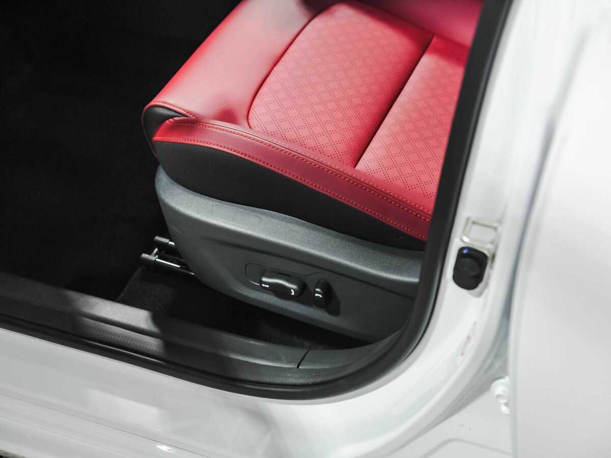 Changan Eado Plus с пробегом — 2024 год. Фото: #15