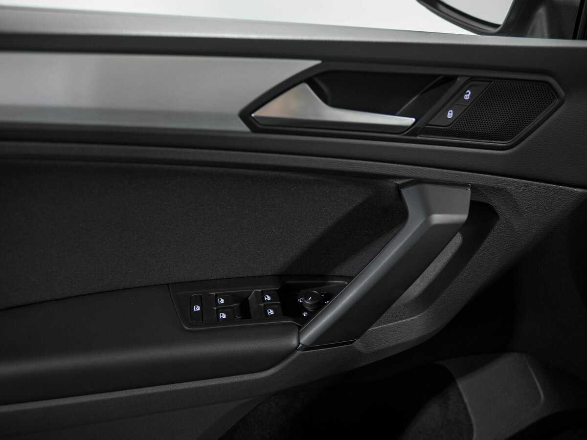 Volkswagen Tiguan с пробегом — 2022 год. Фото: #11