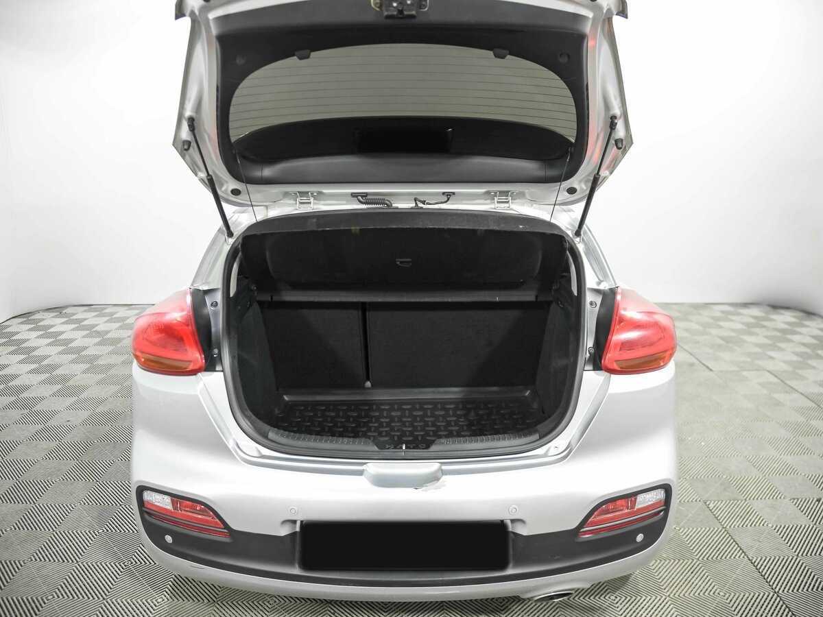 Kia Ceed с пробегом — 2013 год. Фото: #14