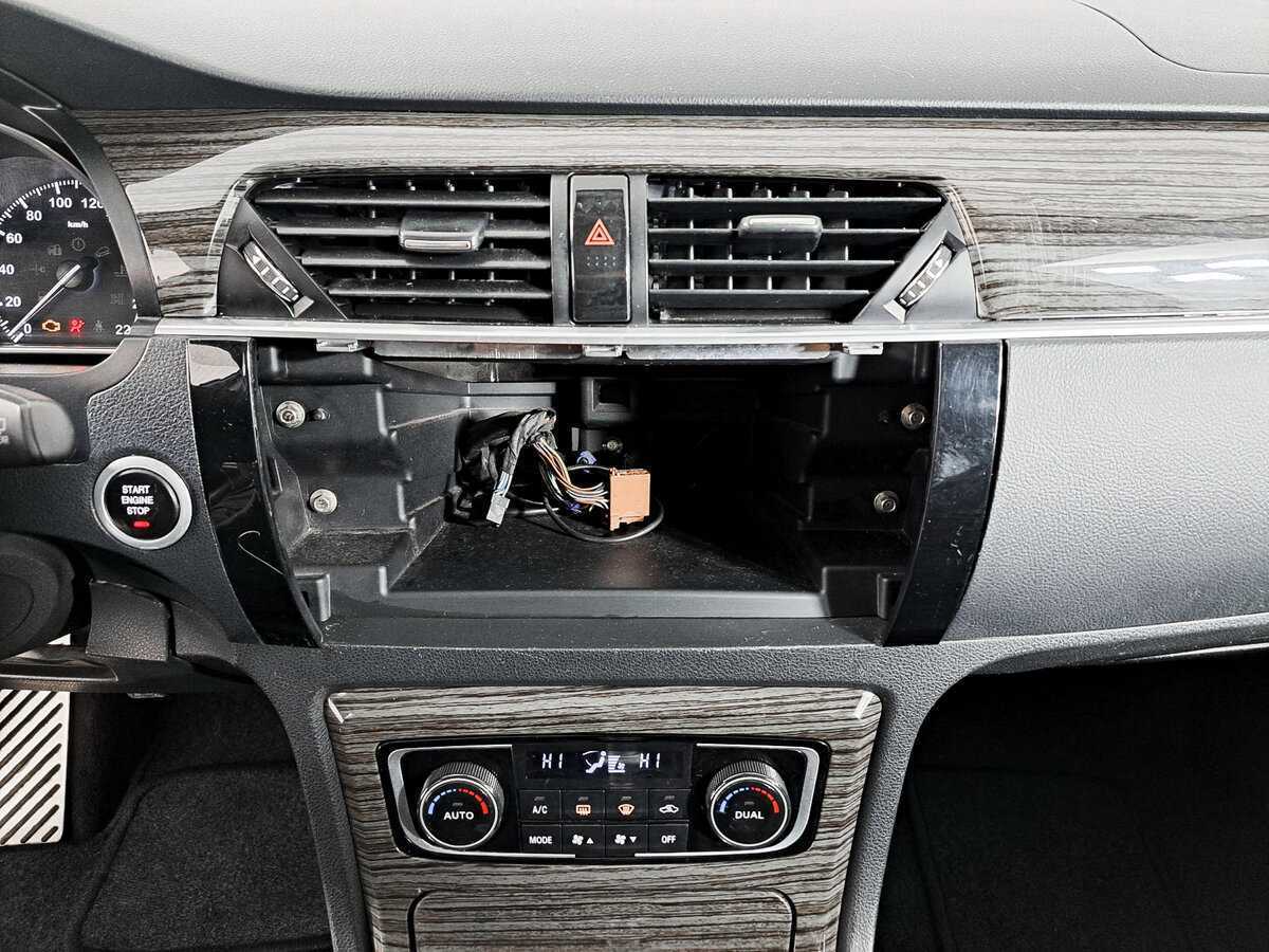 Zotye T600 с пробегом — 2015 год. Фото: #12