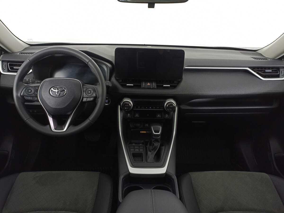 Toyota RAV4 с пробегом — 2023 год. Фото: #11