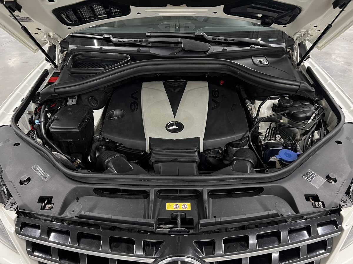 Mercedes-Benz M-Класс с пробегом — 2011 год. Фото: #8