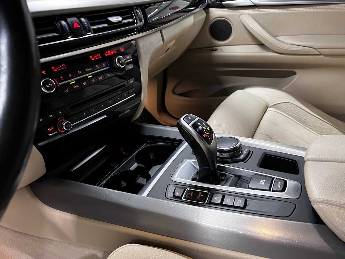 BMW X5 с пробегом — 2016 год. Фото: #19