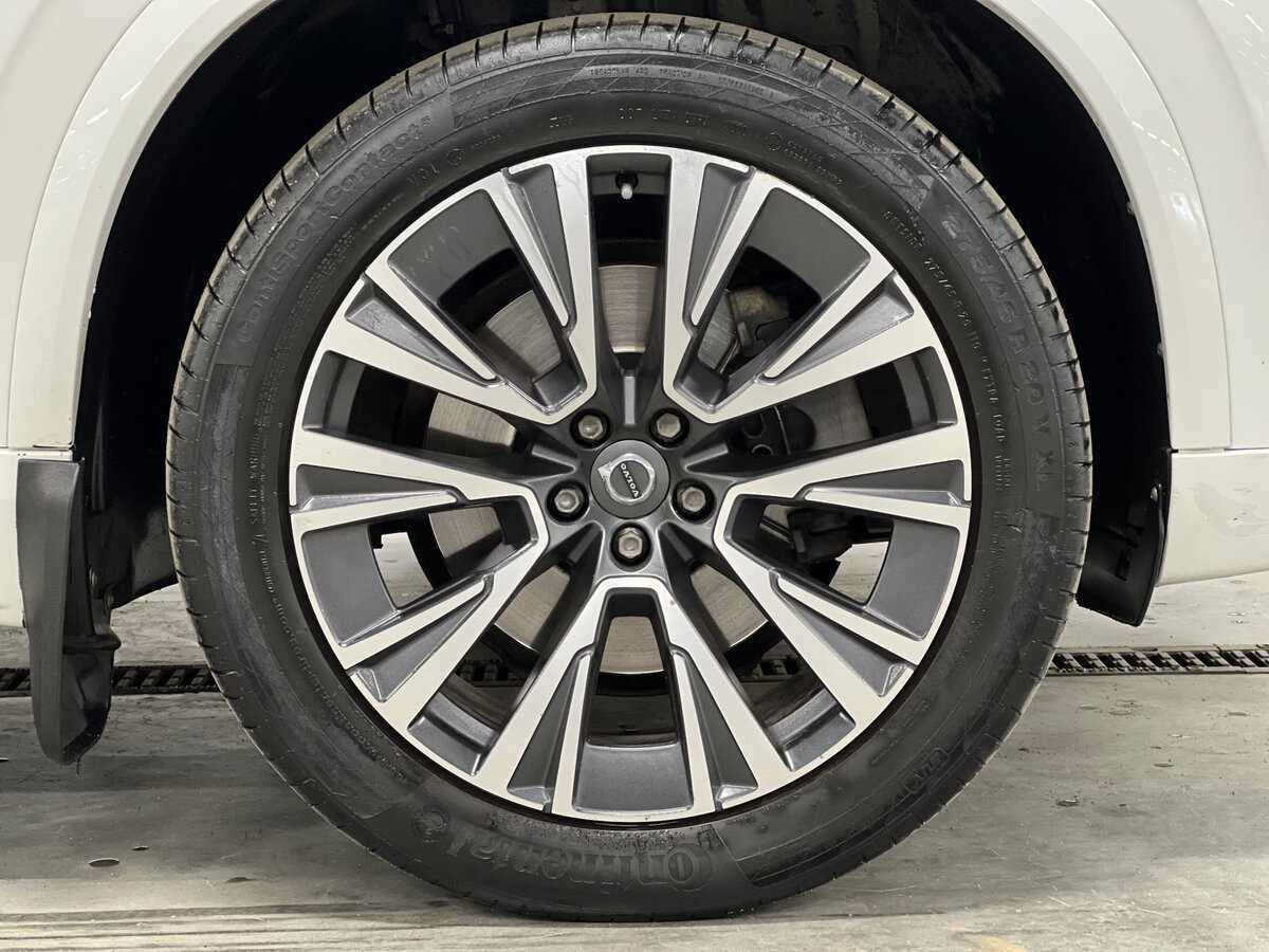 Volvo XC90 с пробегом — 2020 год. Фото: #17
