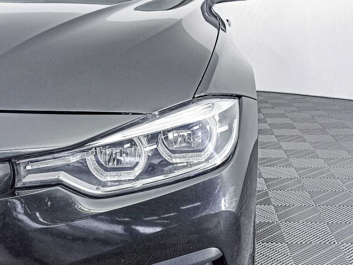 BMW 3 серии с пробегом — 2018 год. Фото: #14