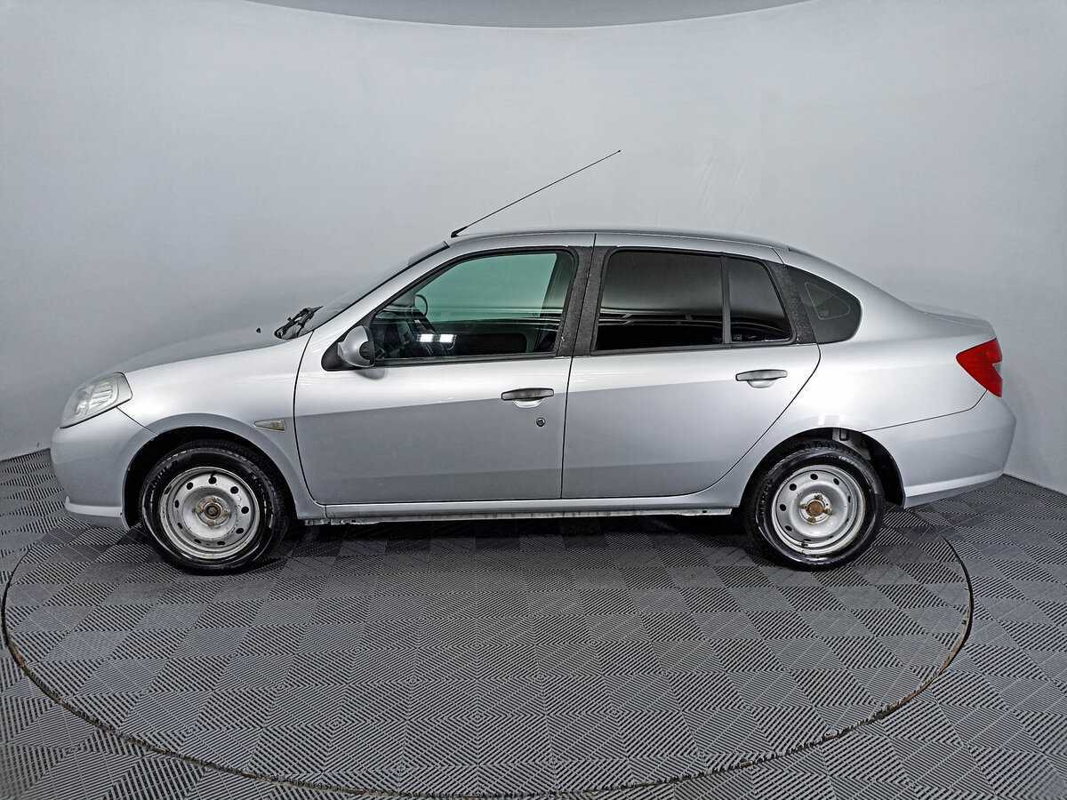 Renault Symbol с пробегом — 2008 год. Фото: #7