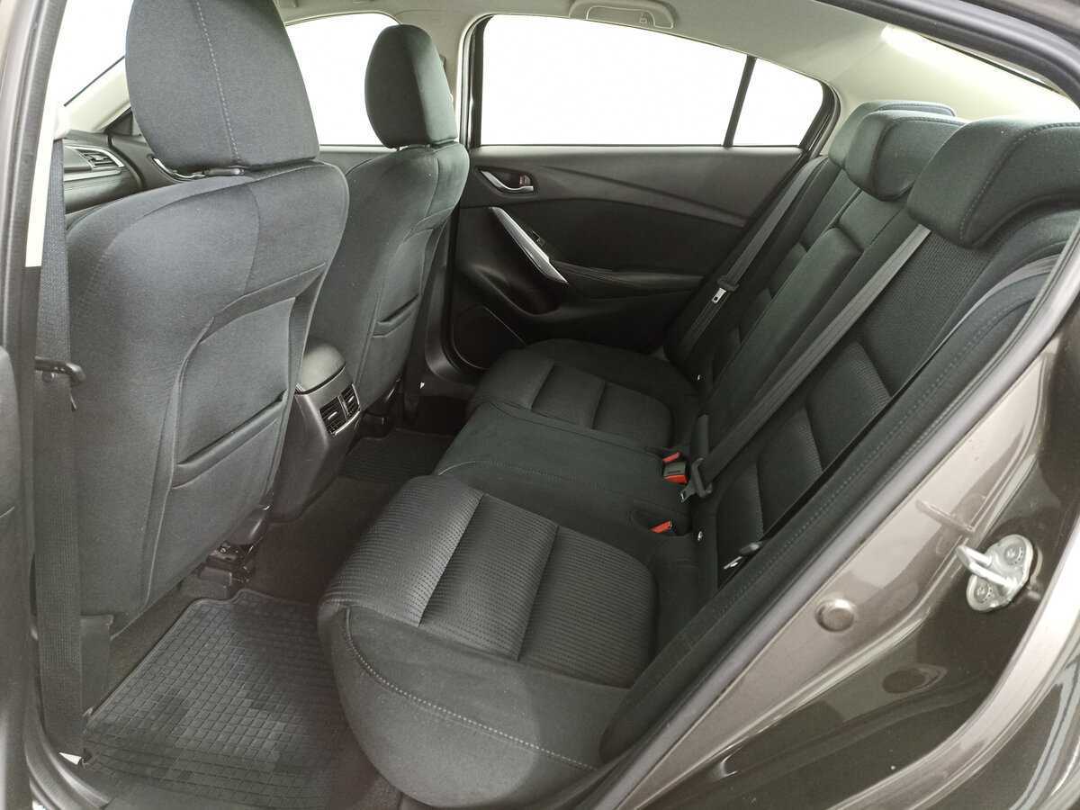 Mazda 6 с пробегом — 2015 год. Фото: #9