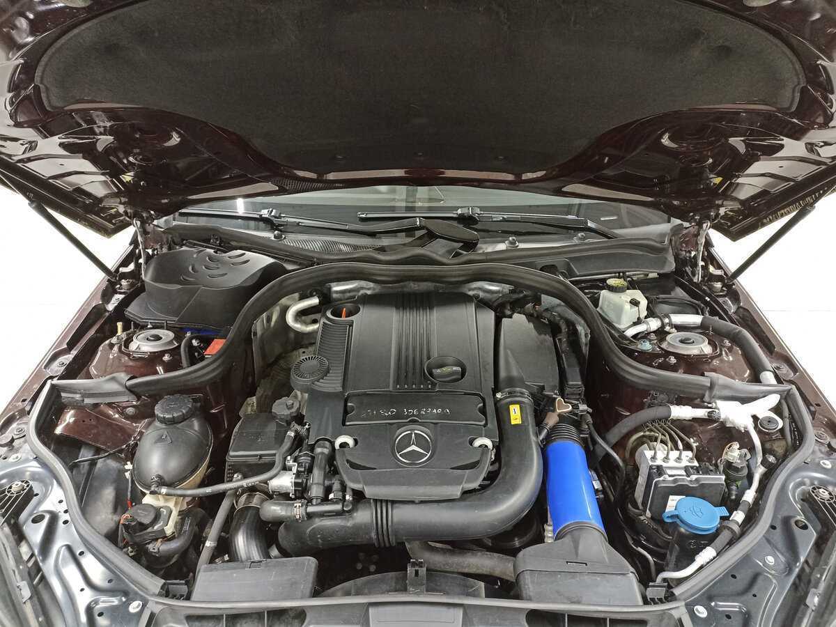 Mercedes-Benz E-Класс с пробегом — 2011 год. Фото: #8