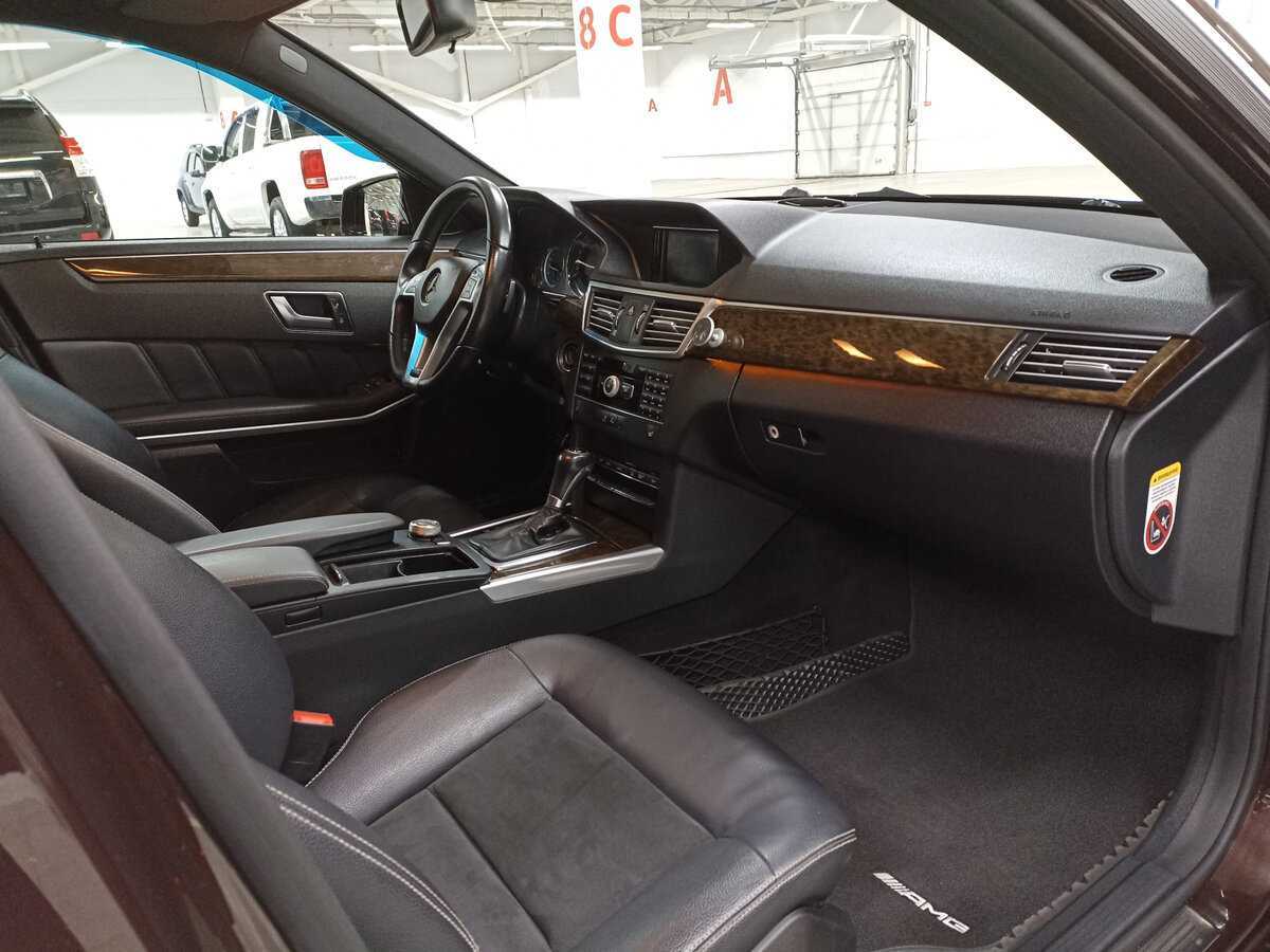 Mercedes-Benz E-Класс с пробегом — 2011 год. Фото: #10