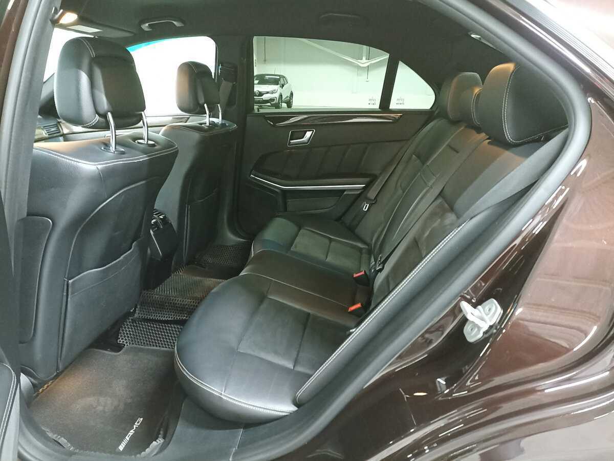 Mercedes-Benz E-Класс с пробегом — 2011 год. Фото: #11