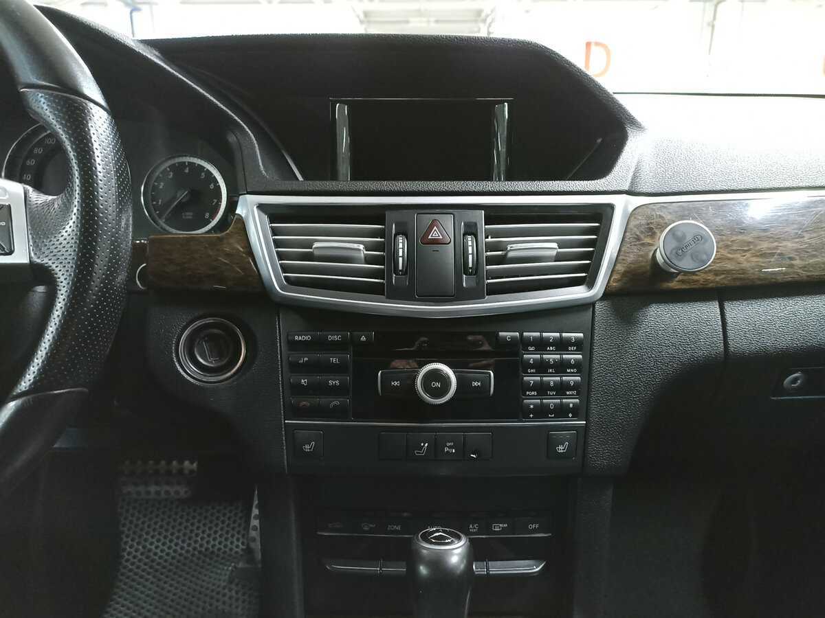 Mercedes-Benz E-Класс с пробегом — 2011 год. Фото: #14