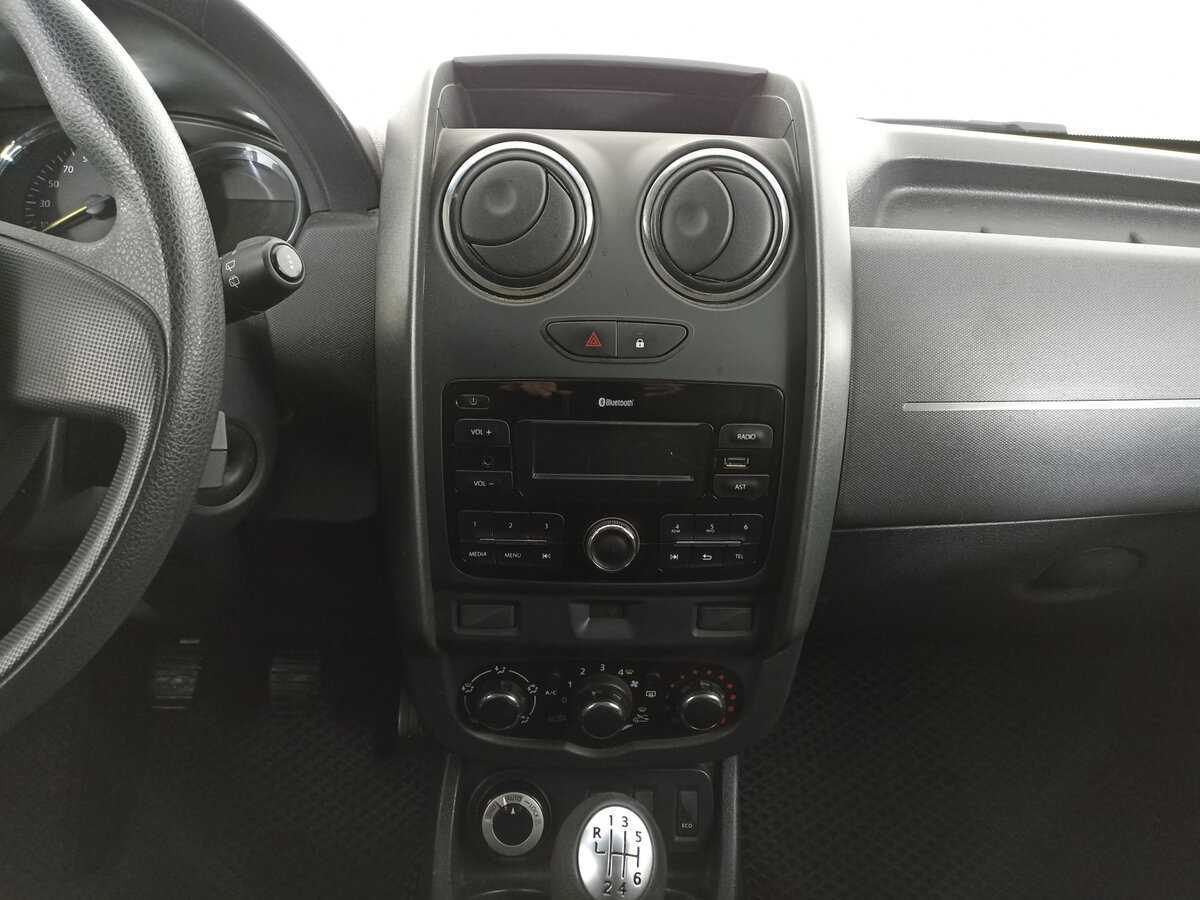 Renault Duster с пробегом — 2017 год. Фото: #12