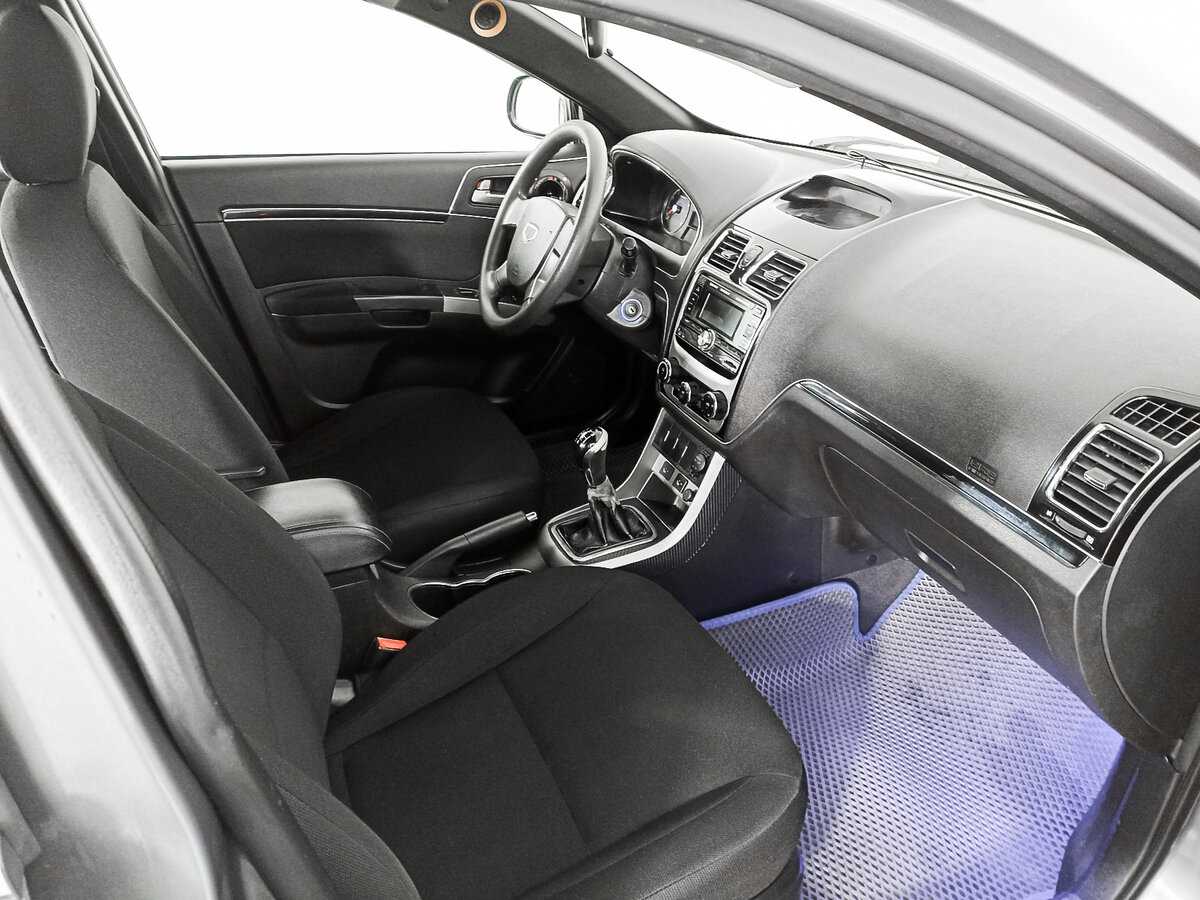 Geely Emgrand EC7 с пробегом — 2013 год. Фото: #9