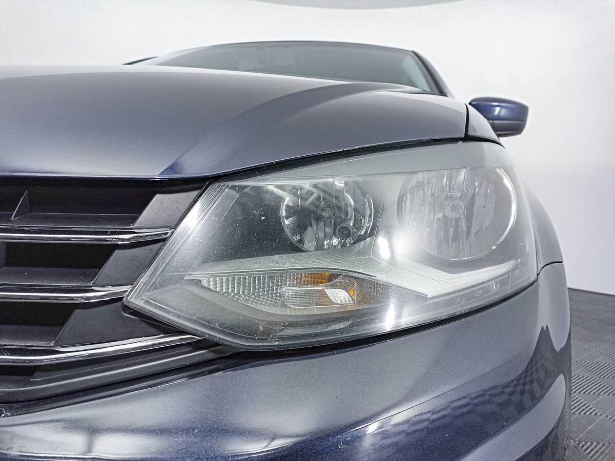 Volkswagen Polo с пробегом — 2016 год. Фото: #16