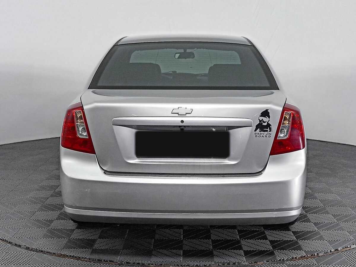 Chevrolet Lacetti с пробегом — 2011 год. Фото: #4