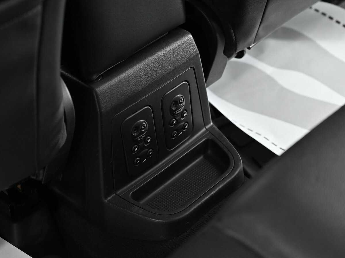 Land Rover Freelander с пробегом — 2009 год. Фото: #14