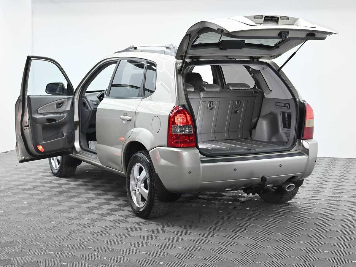 Hyundai Tucson с пробегом — 2004 год. Фото: #4