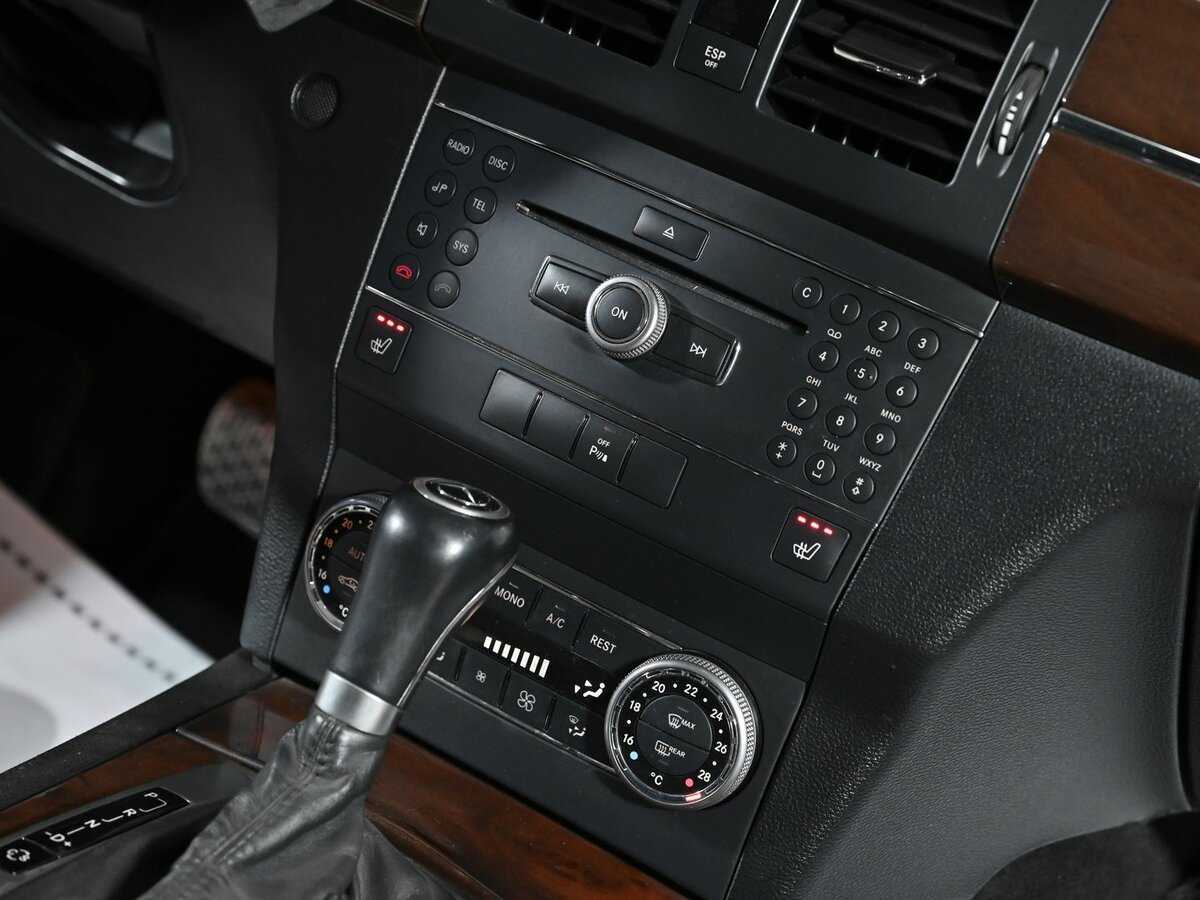 Mercedes-Benz GLK-Класс с пробегом — 2010 год. Фото: #10