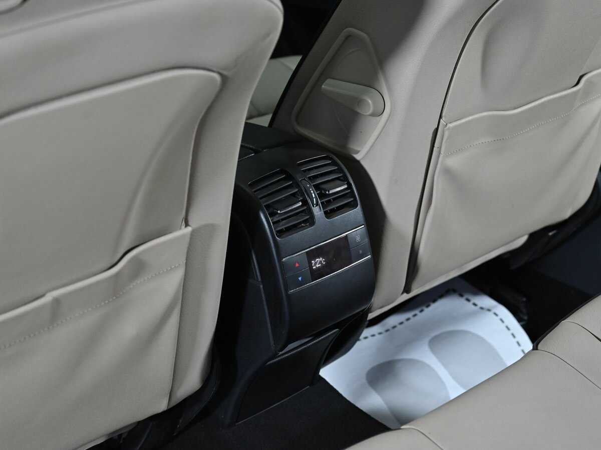 Mercedes-Benz GLK-Класс с пробегом — 2010 год. Фото: #15