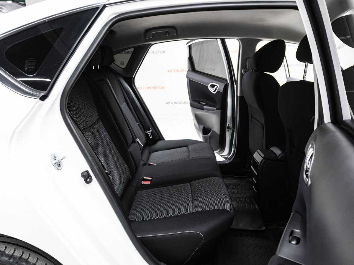 Nissan Sentra с пробегом — 2016 год. Фото: #15