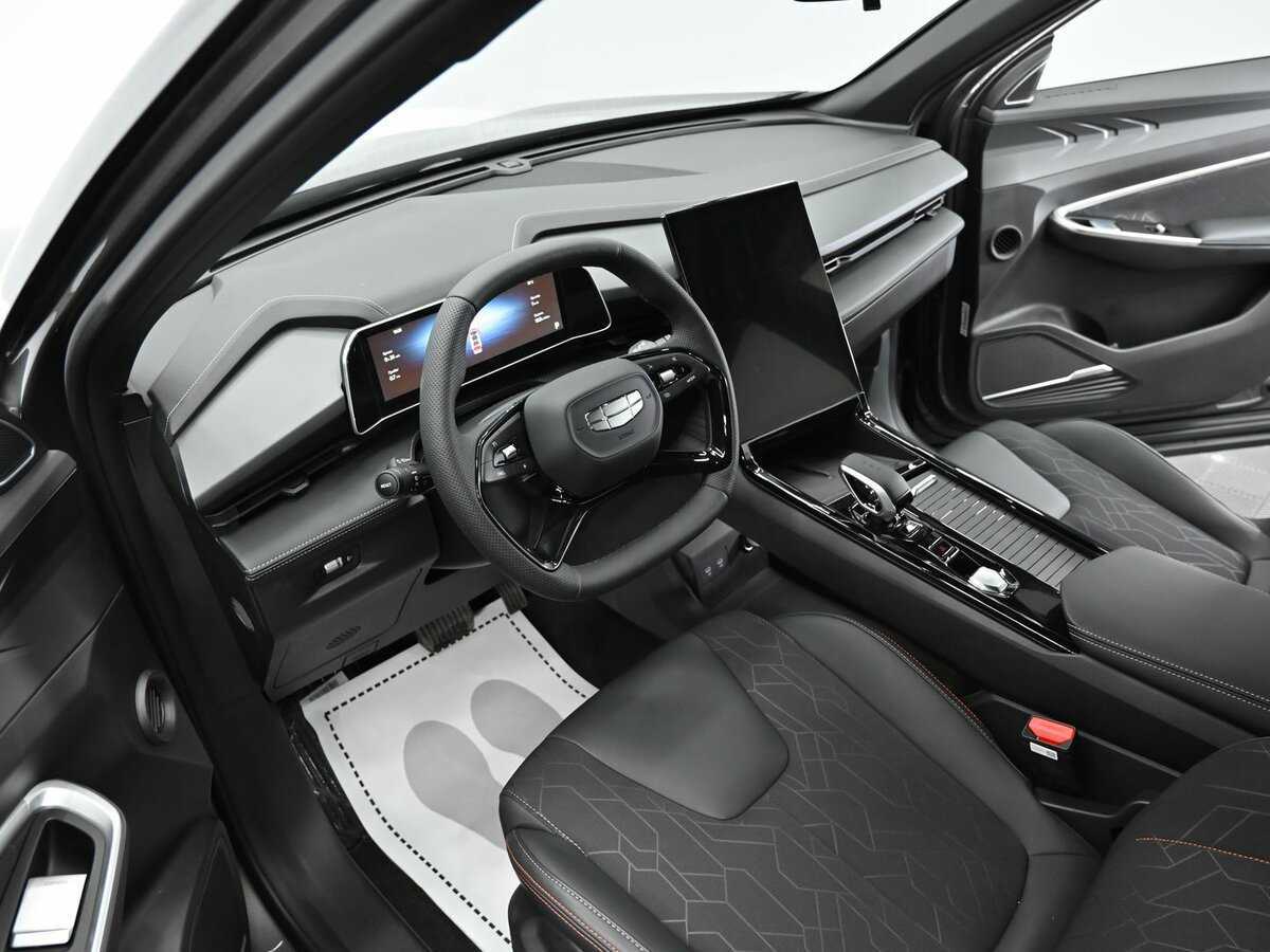 Geely Cityray с пробегом — 2024 год. Фото: #8