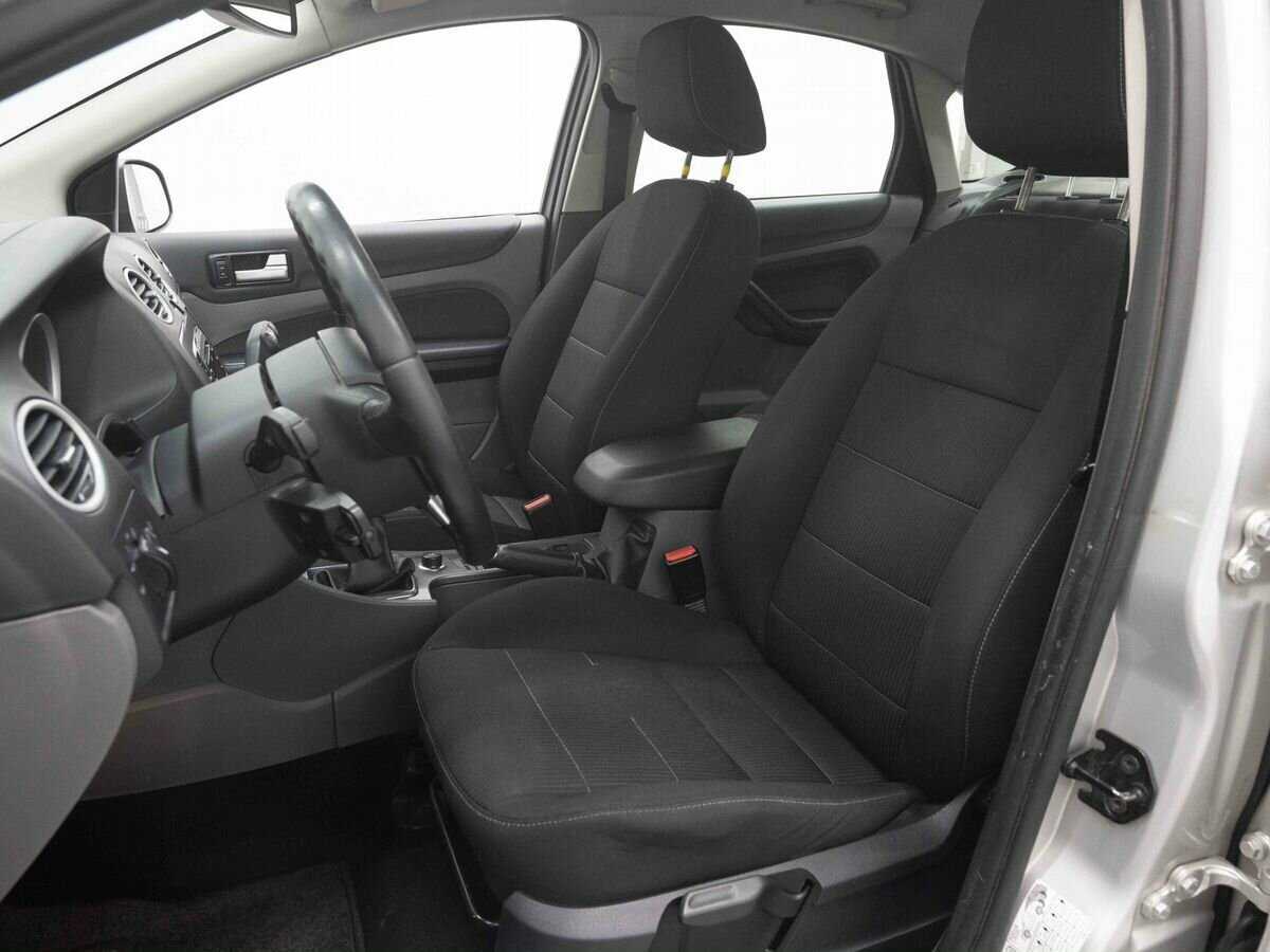 Ford Focus с пробегом — 2010 год. Фото: #8