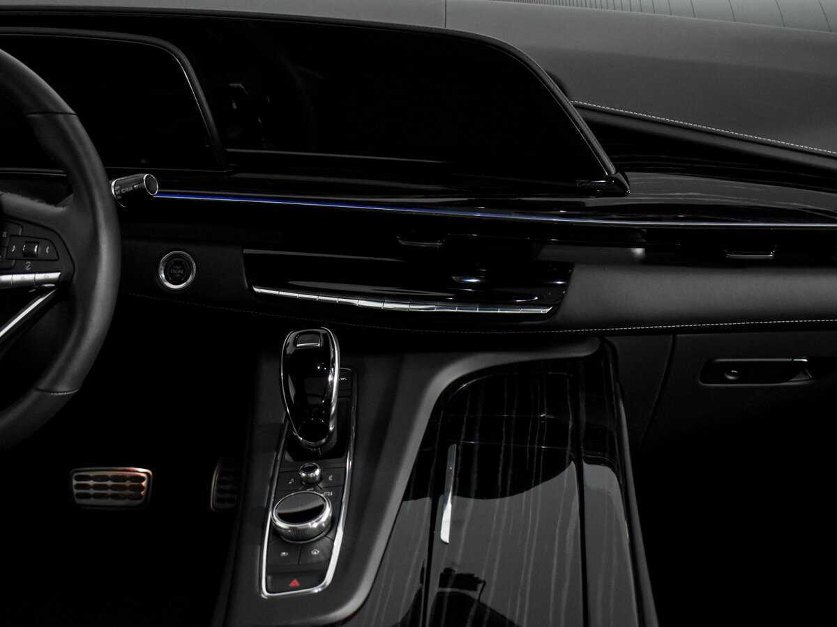 Cadillac Escalade-V с пробегом — 2022 год. Фото: #15