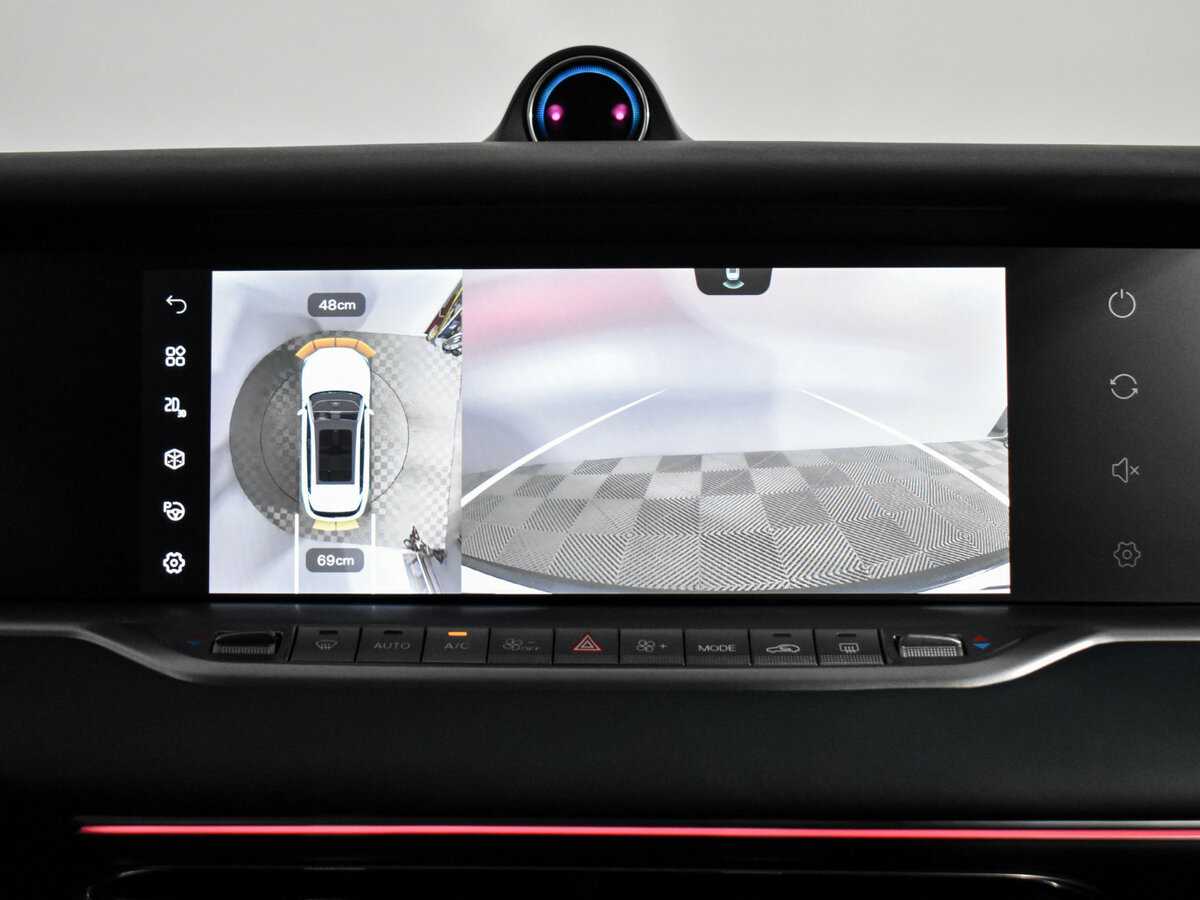 Voyah Free с пробегом — 2023 год. Фото: #18