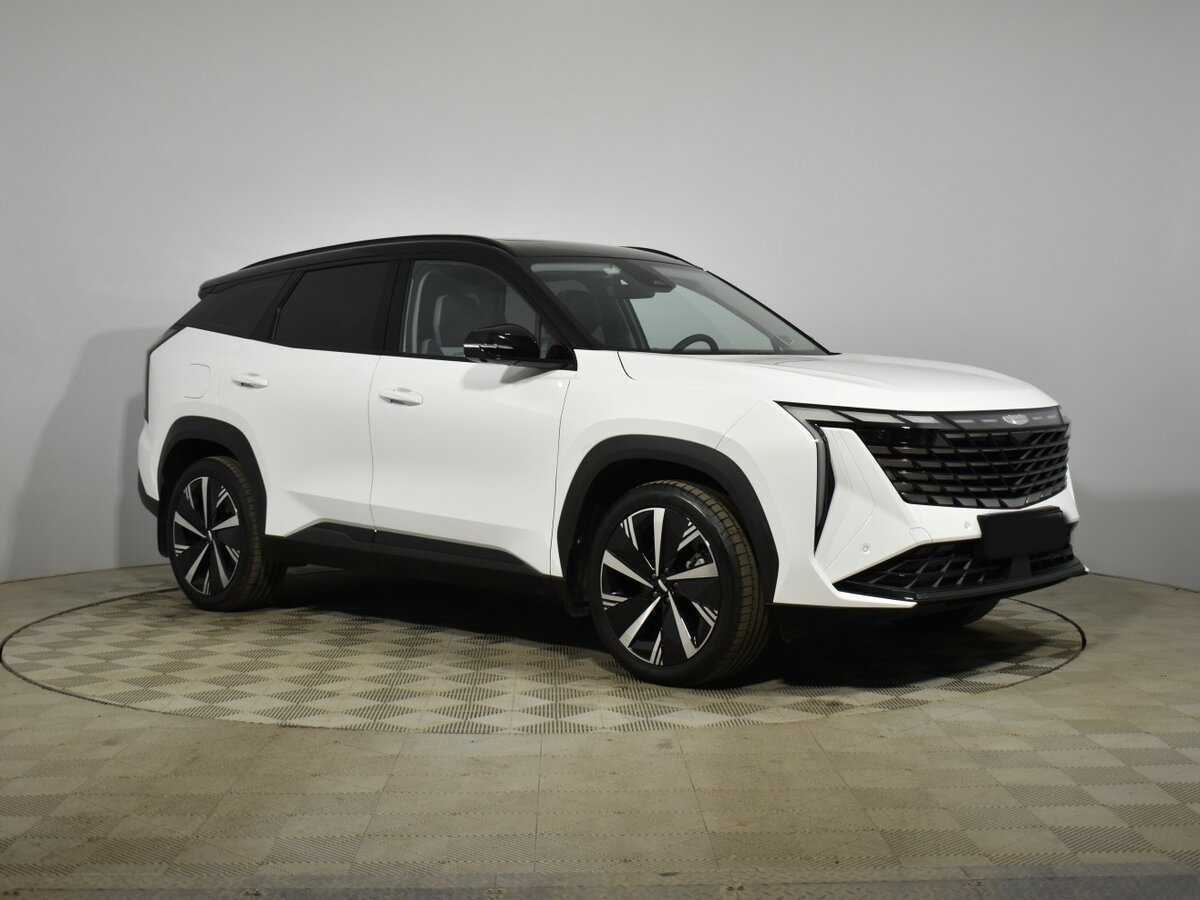 Geely Atlas с пробегом — 2024 год. Фото: #2