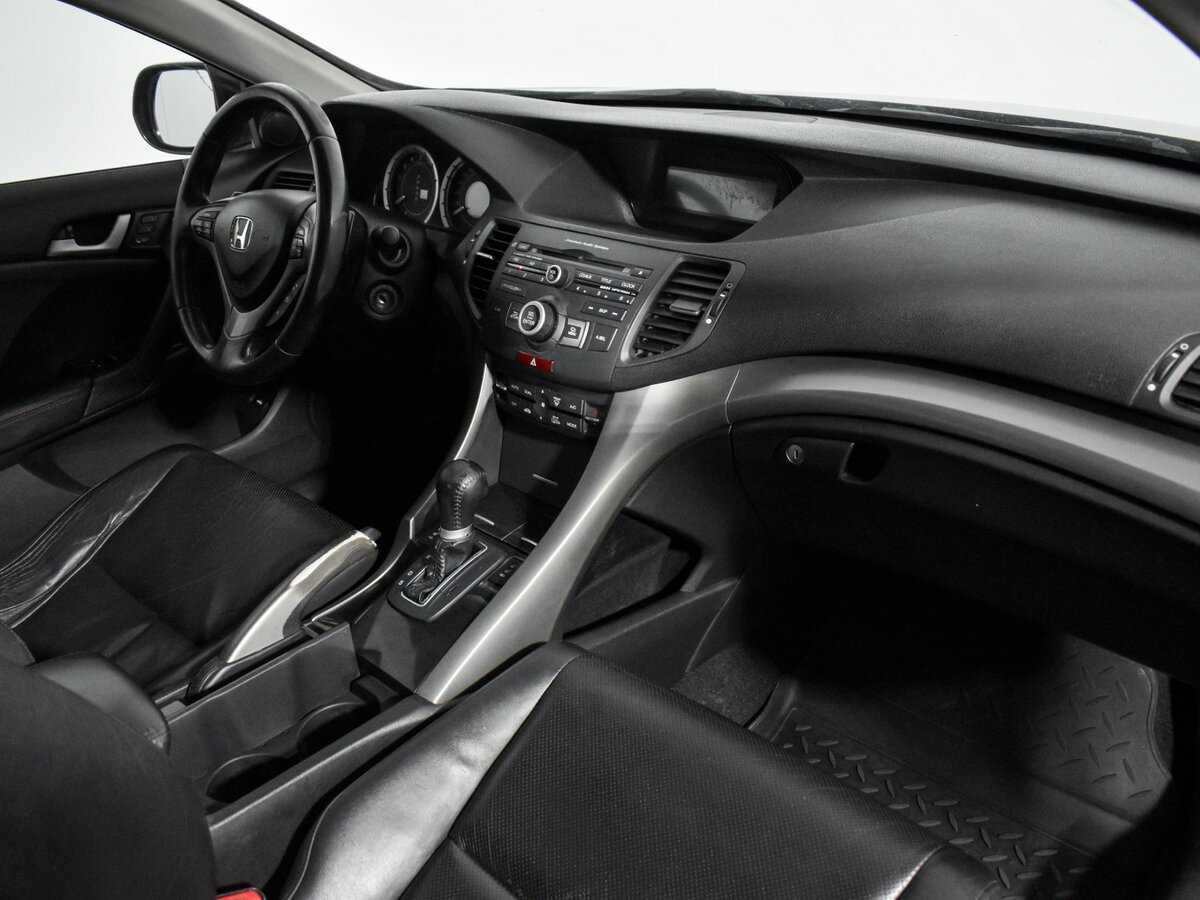 Honda Accord с пробегом — 2008 год. Фото: #11