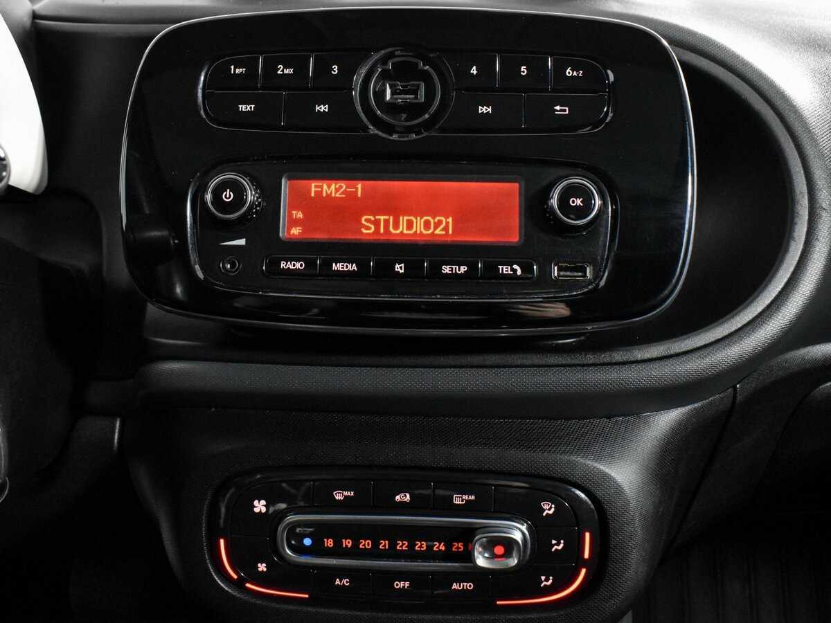 Smart Forfour с пробегом — 2016 год. Фото: #15