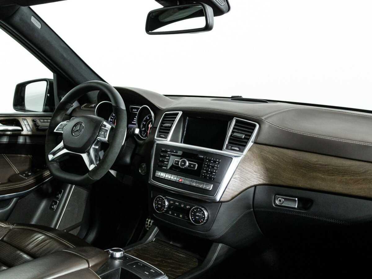 Mercedes-Benz GL-Класс AMG с пробегом — 2013 год. Фото: #6