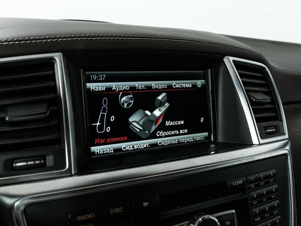 Mercedes-Benz GL-Класс AMG с пробегом — 2013 год. Фото: #21