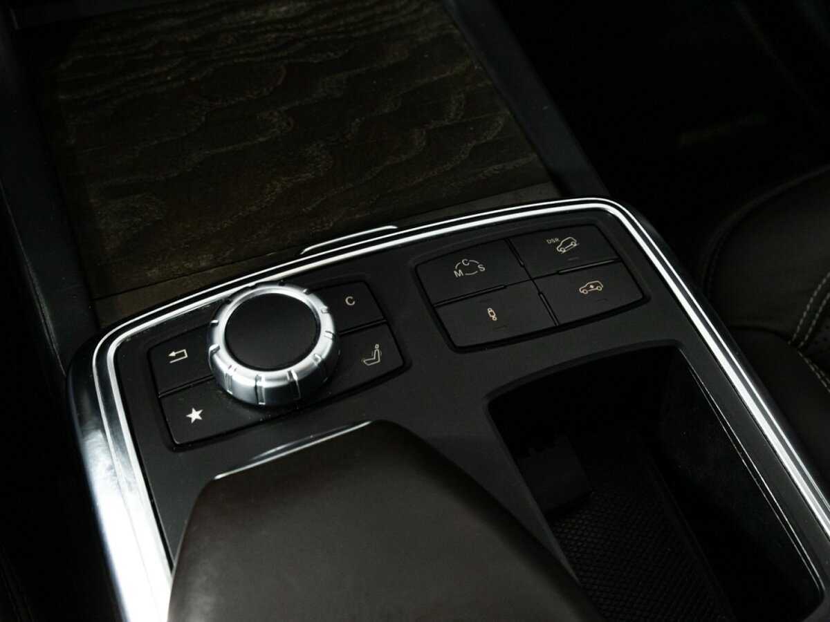 Mercedes-Benz GL-Класс AMG с пробегом — 2013 год. Фото: #27