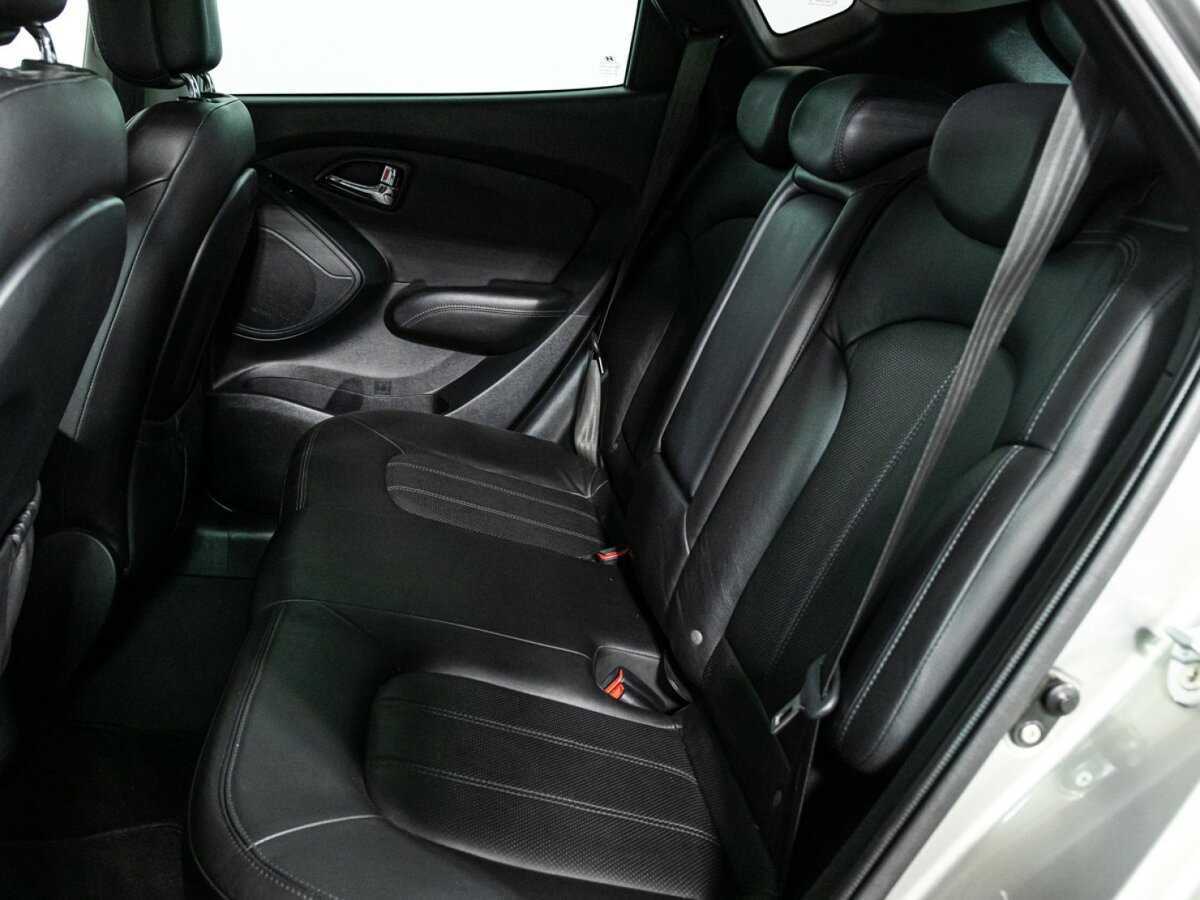 Hyundai ix35 с пробегом — 2011 год. Фото: #9