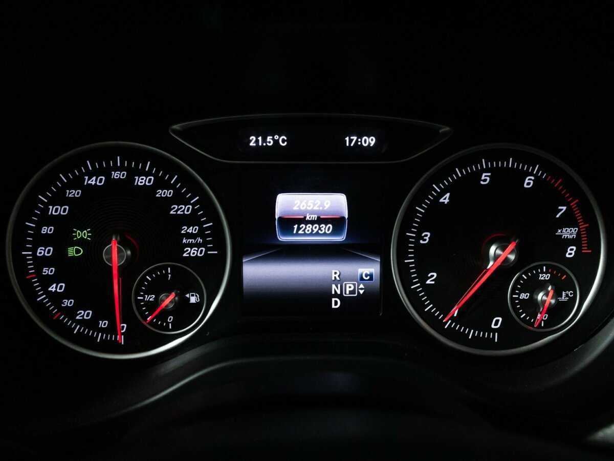 Mercedes-Benz GLA с пробегом — 2017 год. Фото: #11