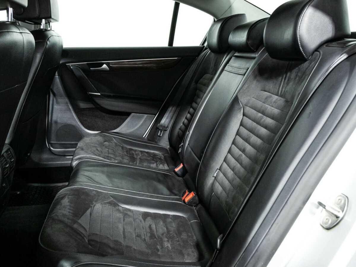 Volkswagen Passat с пробегом — 2011 год. Фото: #9