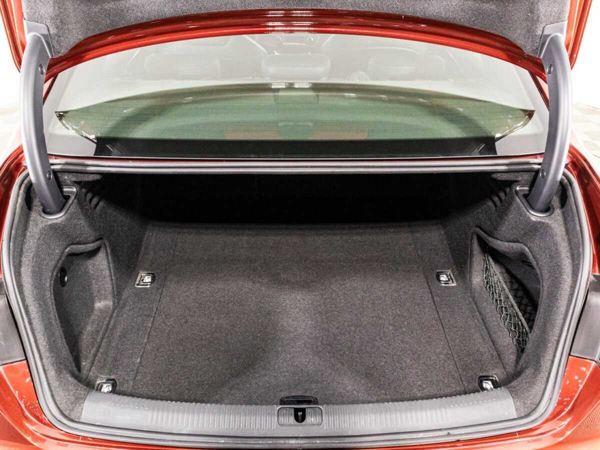 Audi A4 с пробегом — 2019 год. Фото: #14