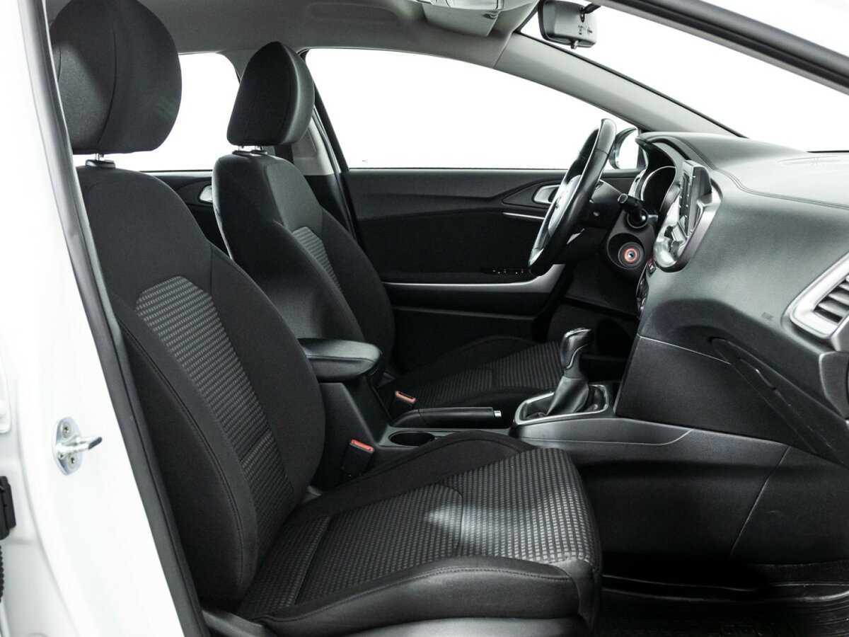 Kia Ceed с пробегом — 2020 год. Фото: #15