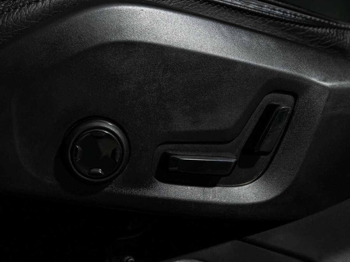 Volvo V90 Cross Country с пробегом — 2017 год. Фото: #16