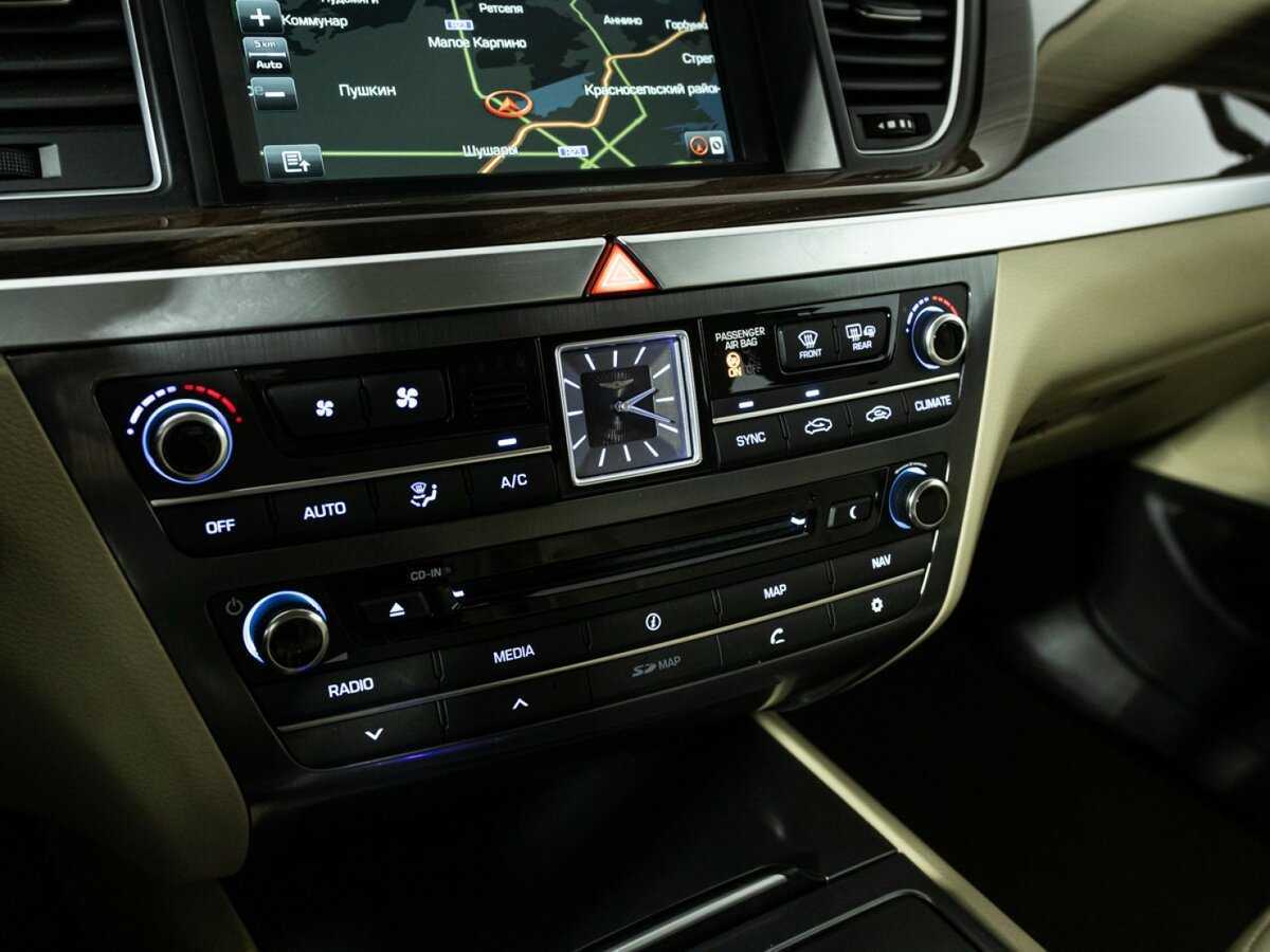 Genesis G80 с пробегом — 2017 год. Фото: #18