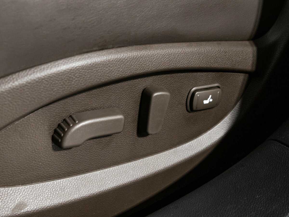 Infiniti QX70 с пробегом — 2016 год. Фото: #16