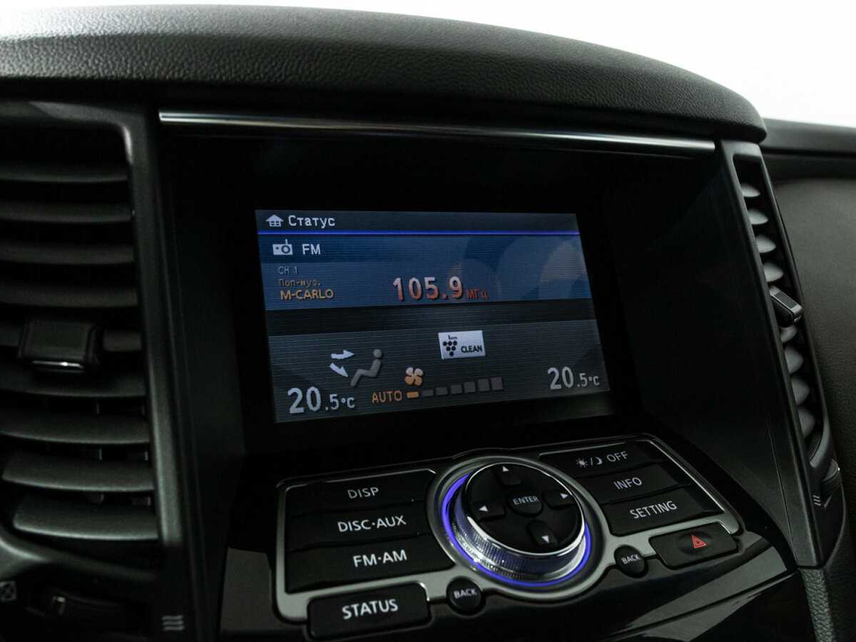 Infiniti QX70 с пробегом — 2016 год. Фото: #20